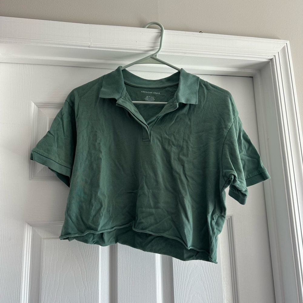 American Eagle cropped collared shirt